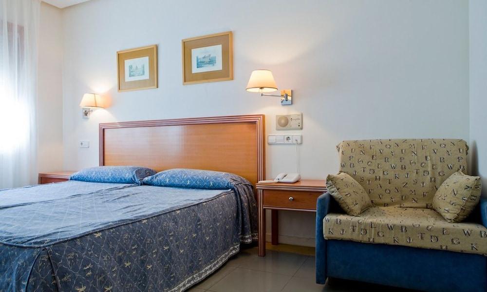Apartamentos Los Arces Isla Ngoại thất bức ảnh